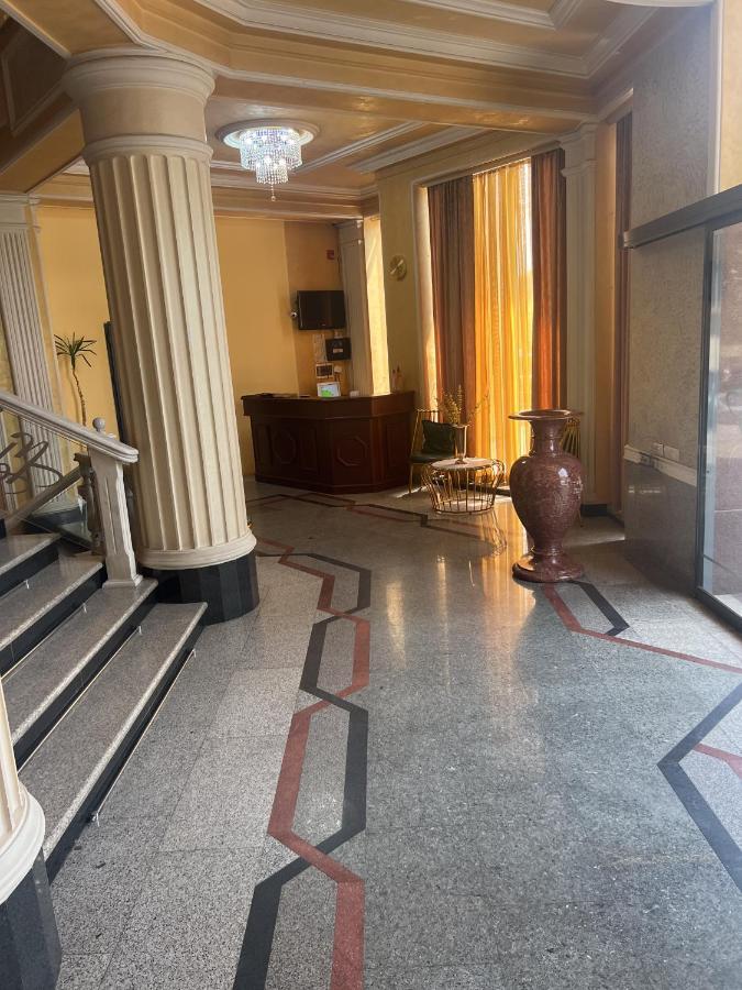 Joy Hotel Apartament Yerevan Exterior photo
